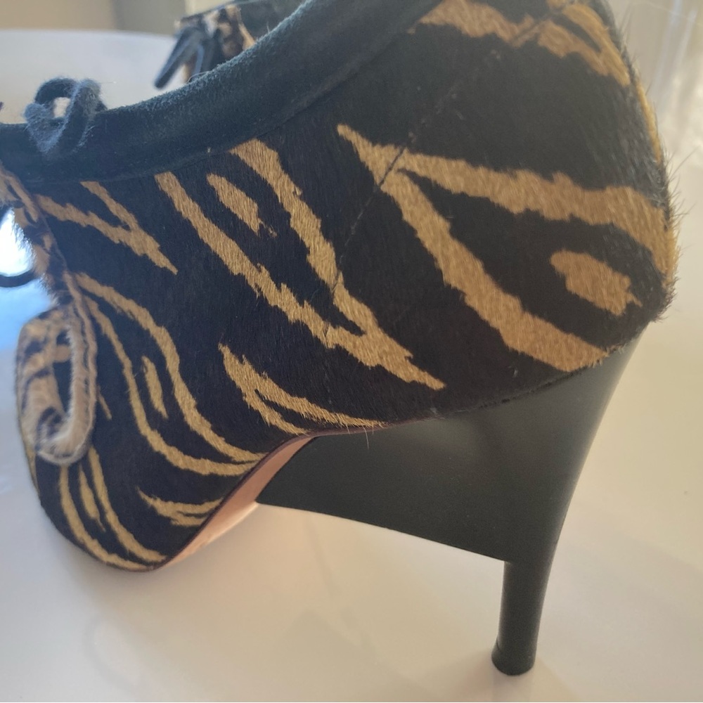 LOEFFLER RANDALL Size 7, Booties - Picture 3 of 5